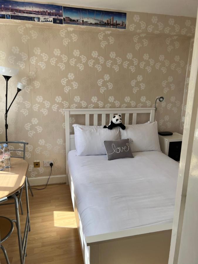 Super Located Studio In South Ken At Chelsea Cloister London Exterior photo
